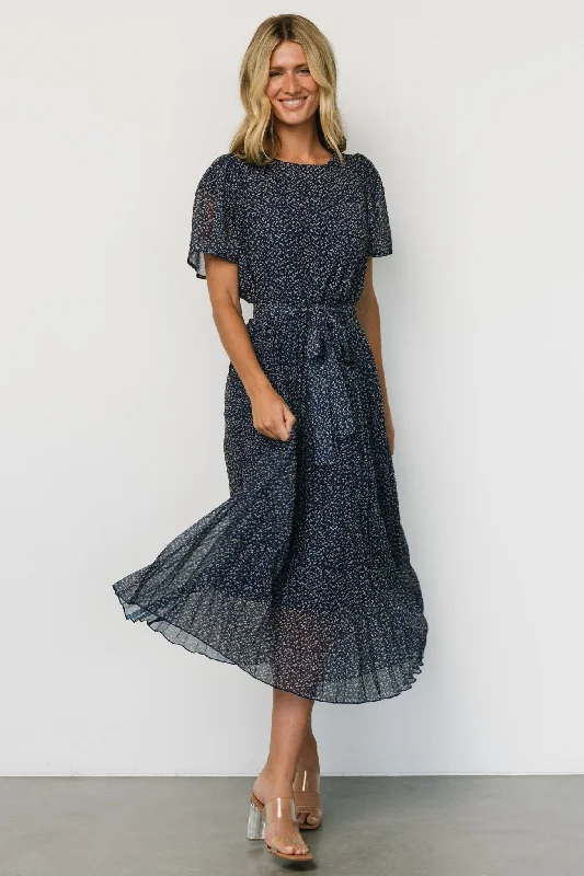 Prim Pleated Dress | Navy Print Vacation floral dresses